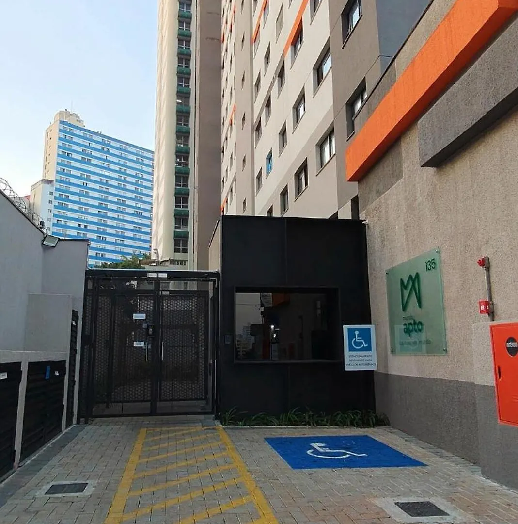 3-Apto Studio Liberdade 450' Metro -Teatro Renault Sao Paulo Brazil